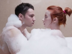 Cul, Sucer une bite, En levrette, Embrassement, Léchez, Rousse roux, Maigrichonne, Adolescente