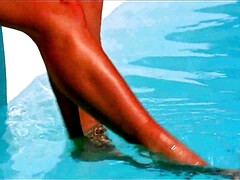 Honour May Gets Nailed By Alberto Blanco Outdoors - Honour may