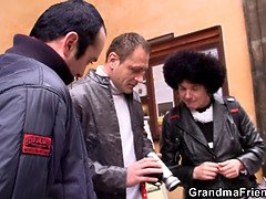 Enthousiasteling, Anaal, Kont, Pijpbeurt, Tsjechisch, Hd, Rijpe lesbienne, Trio