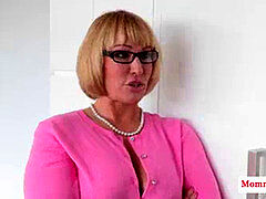 Geile alte tussi, Brille, Handjob, Reif, Milf, Tätowierung, Jungendliche (18+), Flotter dreier