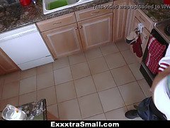 Blasen, Braunhaarige, Spermaladung, Hd, Rasiert, Dürr, Stiefmutter, Jungendliche (18+)