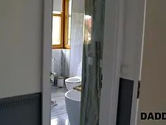 Mooi, Bizar, Bruinharig, Bedriegen, Schattig, Schreeuwen, Tiener, Tieten likken
