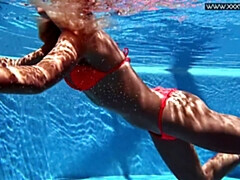 素人, ビーチ, デカ尻, ビキニ, ブロンド, 女, プール, 水中