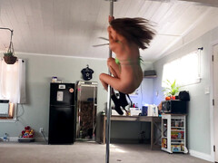 Жопа, Бикини, Черные, Брюнетки, Киски, Соло, Стриптиз, Стринги