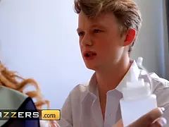 Grote kont, Pijpbeurt, Hd, Likken, Natuurlijke tieten, Kut duiken, Rijden, Tietenklus