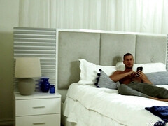 Lieveling, Erotisch, 1 man 2 vrouwen, Hardcore, Zoenen, Kut duiken, Trio, Vrouw