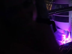 Amateur, Cuarto de baño, Vestido, Penetracion con dedos, Novia, Tacones, Pov, Coño