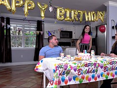 茶髪の, キス, ラティーナ, タトゥー