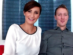 Blasen, Gehörnter ehemann, Schwanz, Schwarz, Aufs gesicht abspritzen, Hd, Hausfrau, Ehefrau