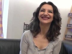 Brunette brune, Tir de sperme, Allemand, Branlette thaïlandaise, Léchez, Mère que j'aimerais baiser, Maman, Chatte