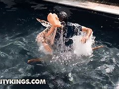 デカチン, 茶髪の, 顔射, Hd, ラティーナ, 怪物, オマンコ, 三人