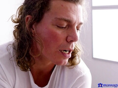 Blonde, Dingue, Doigter, Embrassement, Léchez, Massage, Mère que j'aimerais baiser, Chatte