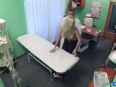 Leie, Blasen, Arzt, Hundestellung, Handjob, Krankenschwester, Büro, Muschi