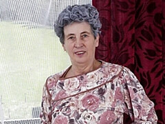 素人, デカパイ, デブ, 指いじり, オナニー, 熟年, 一人, ストリッピング