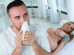 デカパイ, ブロンド, フェラチオ, 手コキする, 淫乱熟女, 剃毛, ストッキング, ヤリマンの