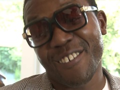 アジア人, 茶髪の, 中出し, 異人種間, ピアス