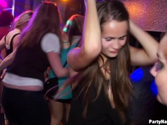 Grote mammen, Dansen, Lul, Groep, Interraciaal, Likken, Orgie, Kousen