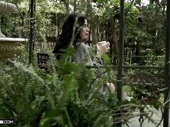 Incroyable, Gros cul, Brunette brune, Queue, Chatte, Maigrichonne, Suçant, Nénés