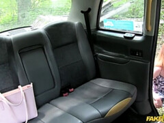 Leie, In den arsch, Auto, Hundestellung, Lecken, Im freien, Arsch lecken, Hintern versohlen