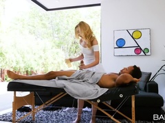 Arsch, Blasen, Handjob, Interrassisch, Natürlichen titten, Im freien, Piercing, Titten