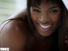 Grote lul, Zwart, Lul, Sperma in gezicht, Hardcore, Ondergoed, Geschoren, Tieten likken