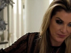 18 años, Chica, Rubia, Lesbiana, Lamidas, Madres para coger, Orgasmo, Adolescente