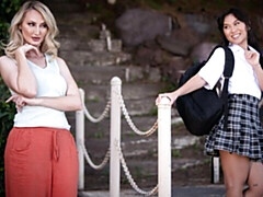 Culo grande, Besar, Lesbiana, Masturbación, Coño, Afeitado, Estriptis, Tetas