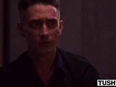 Kont naar mond, Pijpbeurt, 1 man 2 vrouwen, Handbeurt, Likken, Kut duiken, Tatoeage, Trio