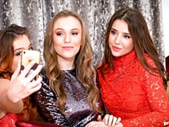 Gros cul, Doigter, Léchez, Masturbation, Orgie, Chatte, Maigrichonne, Dénudage