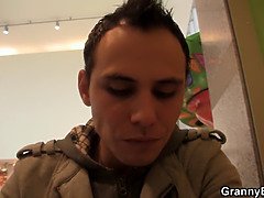 美人, ブロンド, フェラチオ, イマラチオ, なめる, 熟年, 淫乱熟女, 母