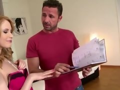 Double pénétration, Faciale, Talons, Lingerie, Masturbation, Rasée, Jarretelles, Plan cul à trois