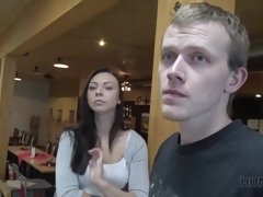 Минет, Бойфренд, Брюнетки, Рогоносцы, Член, Подружка, Джинсы, Деньги