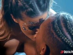 Grosse bite, Blonde, Plantureuse, Érotique, Hard, Chatte, Tatouage, Nénés