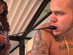 Sadomasoquismo, Amarrada, Corridas, Grupo, Sexo duro, Orgía, Transexual, Trio