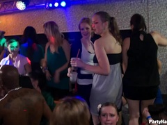 Negro, Corridas, Estilo perrito, Corridas faciales, Grupo, Lamidas, Montar, Chupando