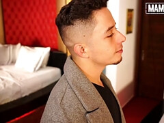 Spring break threesome