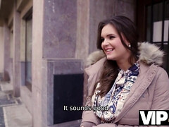 Lieveling, Grote mammen, Bruinharig, Mollig, Man die toekijkt, Natuurlijke tieten, Tietenklus, Tieten likken