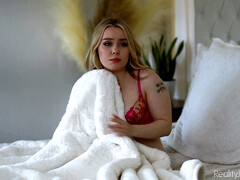 Chambre à dormir, Blonde, Sucer une bite, Éjaculation interne, Queue, Embrassement, Piercing, Chatte