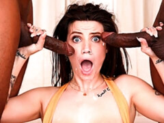 Gros cul, Grosse bite, Sucer une bite, Brunette brune, Partouze, Groupe, Interracial, Nénés