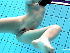 18, お尻, デカ尻, 茶髪の, 女, 小柄, 公共, ティーン