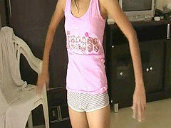 Amateur, Asiático, Mamada, Corridas, Corridas faciales, Masturbación, Afeitado, Adolescente