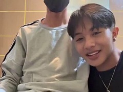 Asiatique, Branlette thaïlandaise, Mamelons, Suçant, Adolescente