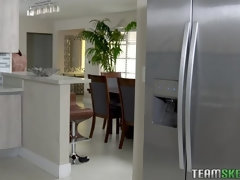 69 negenenzestig, Grote kont, Blond, Bruinharig, Condoom, Buiten, Kut duiken, Tiener