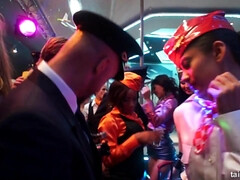 Большая жопа, Грудастые, В клубе, Член, Пьяные, Ласковые ручки, Секс без цензуры, Милф