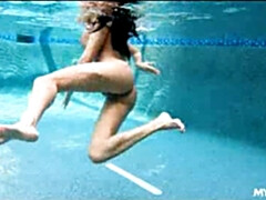 Gros seins, Sucer une bite, Brunette brune, Faciale, Femme au foyer, Fille latino, Mère que j'aimerais baiser, Épouse