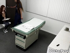 Sucer une bite, Tir de sperme, Gorge profonde, Médecin, Fétiche, Hard, Petite femme, Tabou
