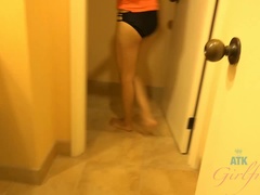 Kont, Voetbeurt, Vriendin, Latijnse vrouw, Geschoren, Mager, Roken, Tieten likken