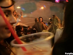 Amateur, Gros seins, Dansant, Orgie, Fête, Jarretelles, Suçant, Nénés