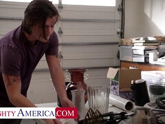 Américain, En levrette, Lingerie, Maman, Naturelle, Seins naturels, Chatte, Réalité