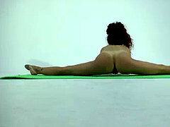 18 años, Morena, Flexible, Gimnasio, Ruso